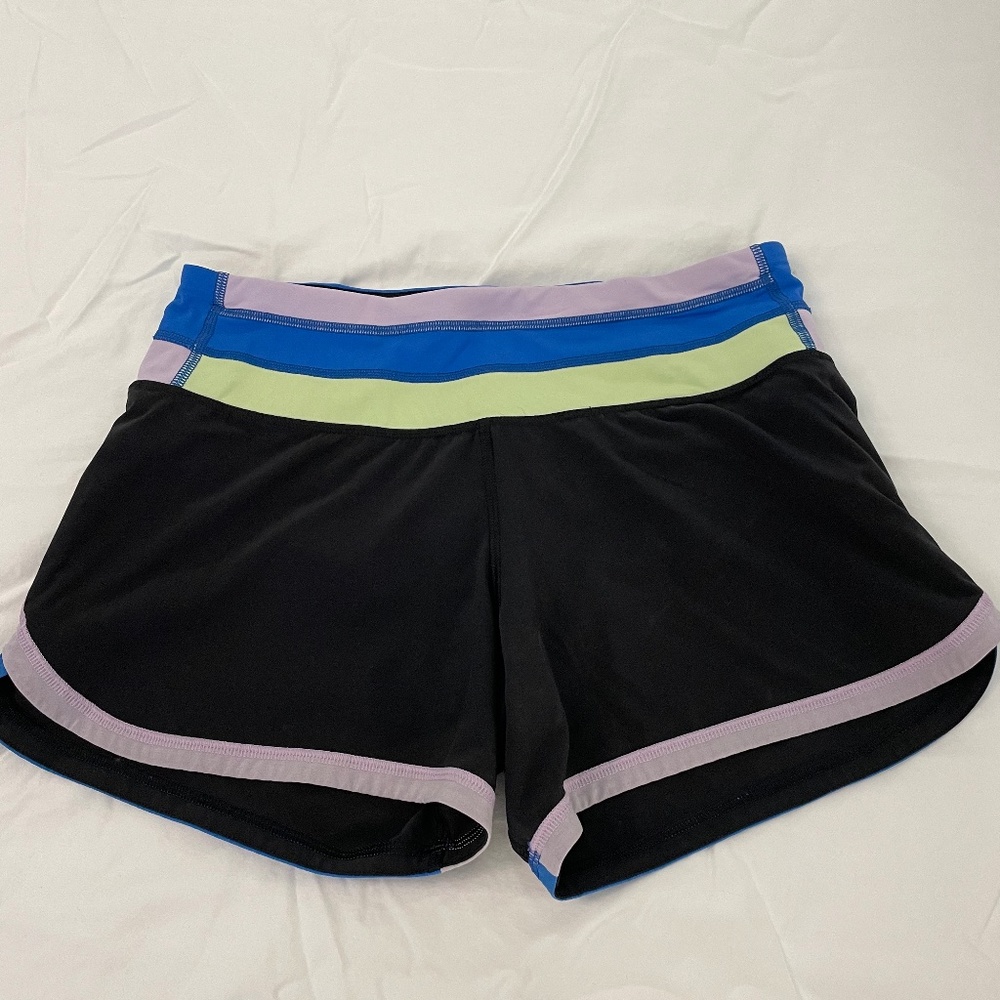Lululemon Black/Colorblock Shorts (size 4)